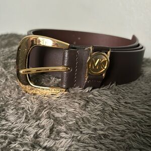 Michael Kors Woman’s Belt!